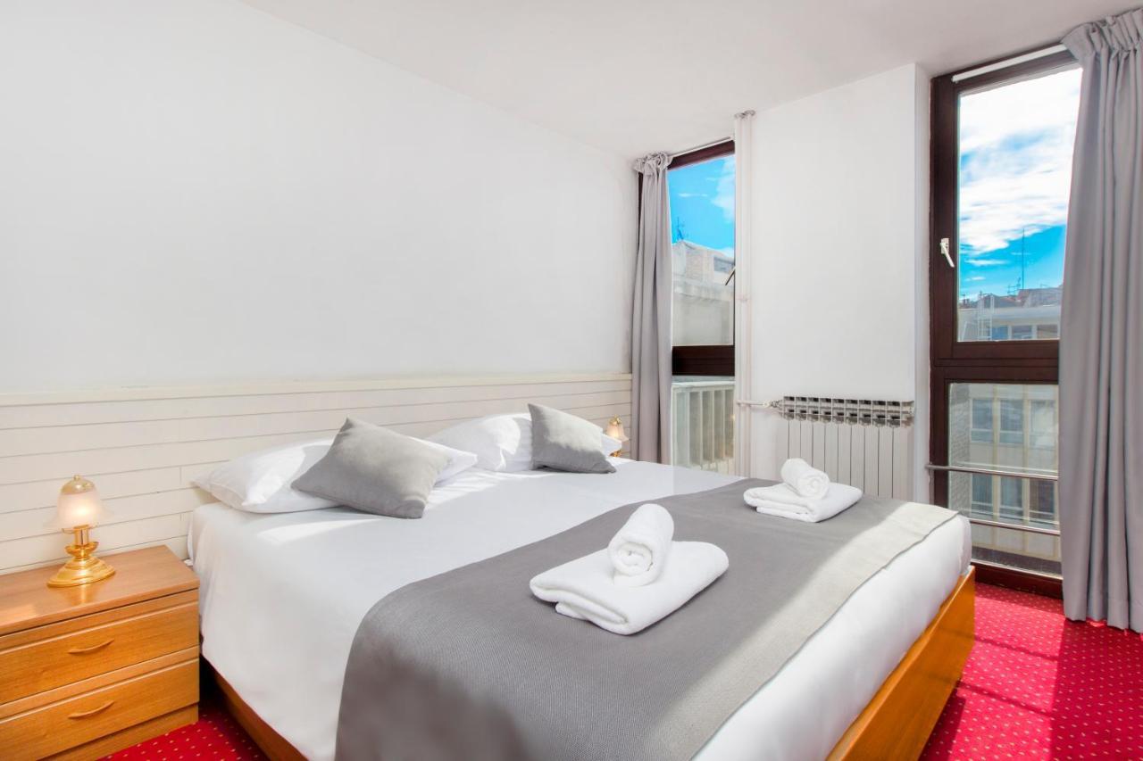 Hotel Jadran Šibenik Esterno foto