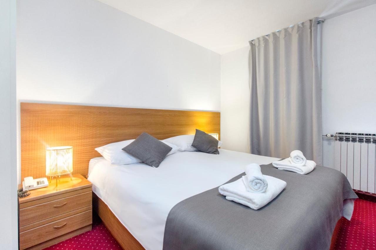 Hotel Jadran Šibenik Esterno foto